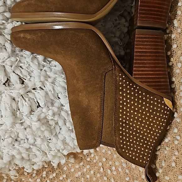 Michael Kors Booties - Picture 10 of 16